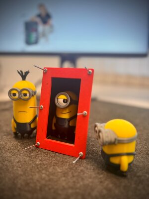 Frisch aus dem 3D-Druck: Neuer Einwurf für die AkkuSafeBox - AkkuSafeBox: Neuer TPU-Einwurf aus dem 3D-Druck | SmoliTec